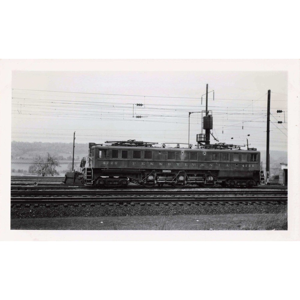 PRR Pennsylvania Railroad Electric Locomotive #4725 Photo Thorndale PA 1951 - Picture 1 of 2